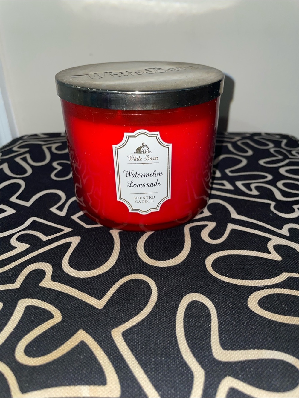 White Barn Watermelon Lemonade Candle